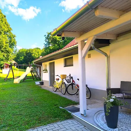 Apartament Buj-lak Vendeghaz Zalaszentmarton
